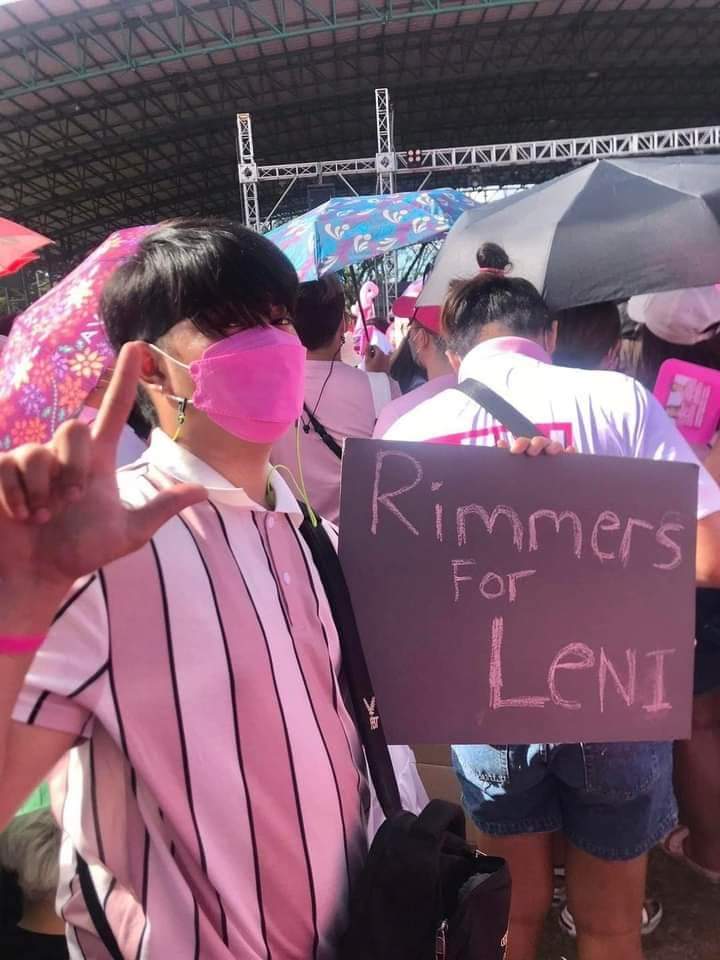 AnnaLappay's tweet photo. @Richeydarian PDU30 2016 SOLID NORTH HAPPENED.  Make it your reference.   Kumuha ng Fink na sinulid at itali nyo sa index finger nyo hanggang May 9. 

Pinklawan feeling disente. https://t.co/TlzVLez20d