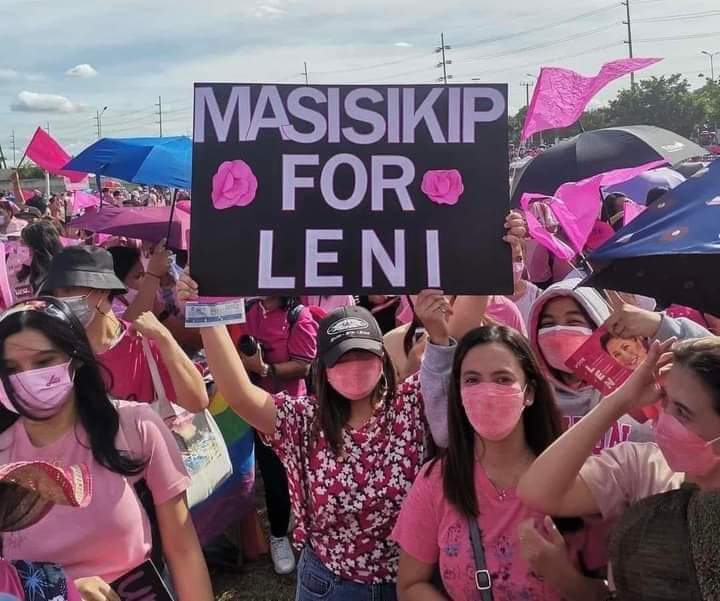 AnnaLappay's tweet photo. @Richeydarian PDU30 2016 SOLID NORTH HAPPENED.  Make it your reference.   Kumuha ng Fink na sinulid at itali nyo sa index finger nyo hanggang May 9. 

Pinklawan feeling disente. https://t.co/TlzVLez20d