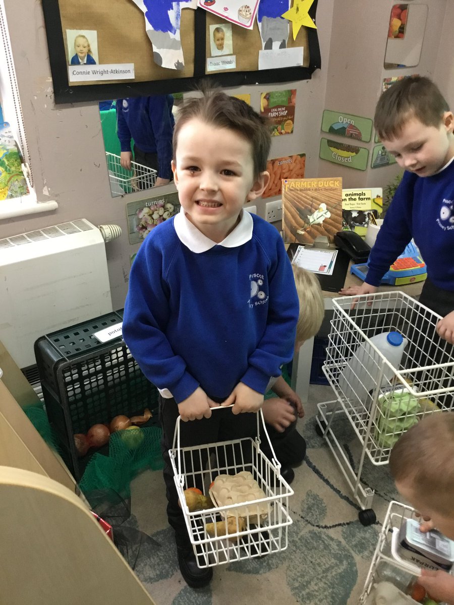PCPPandas's tweet image. Prescot Farm Shop is now open. We love our new role play area! #oracy #psedevelopment