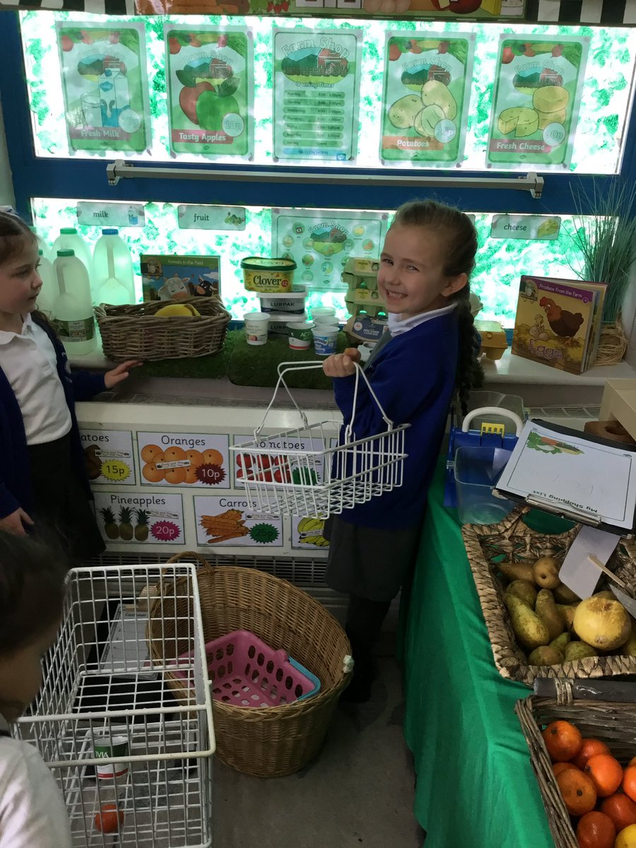 PCPPandas's tweet image. Prescot Farm Shop is now open. We love our new role play area! #oracy #psedevelopment