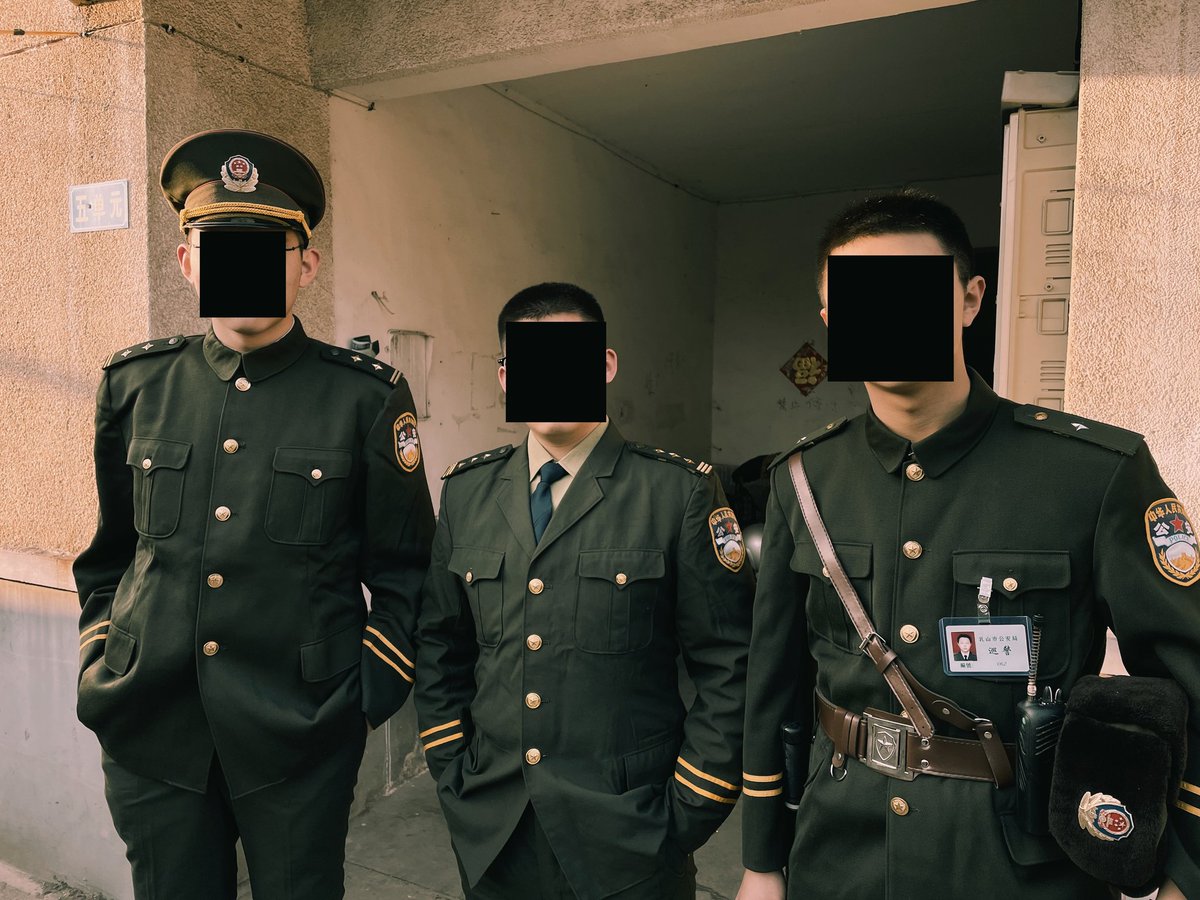 linlin79413845's tweet photo. 中华人民共和国95式警服🚔👮
外拍作品 https://t.co/t8F2nLzfPd