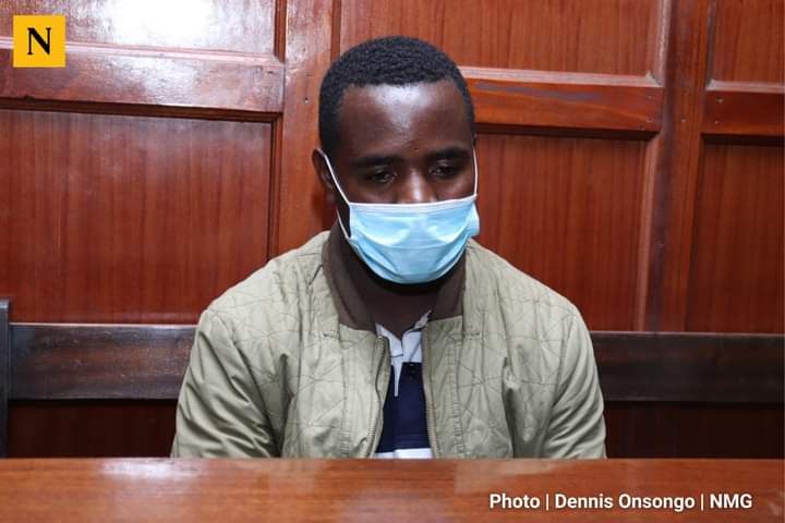 AngelaMems's tweet photo. Hope the arrest of Zacharia Nyaora Obadia will serve as an example to men who think they can harass a woman and get away with it. Even touching a woman's hand or a piece of hair without their consent is harassment. #WomenMustBeRespected !! https://t.co/Bl9YdetosE