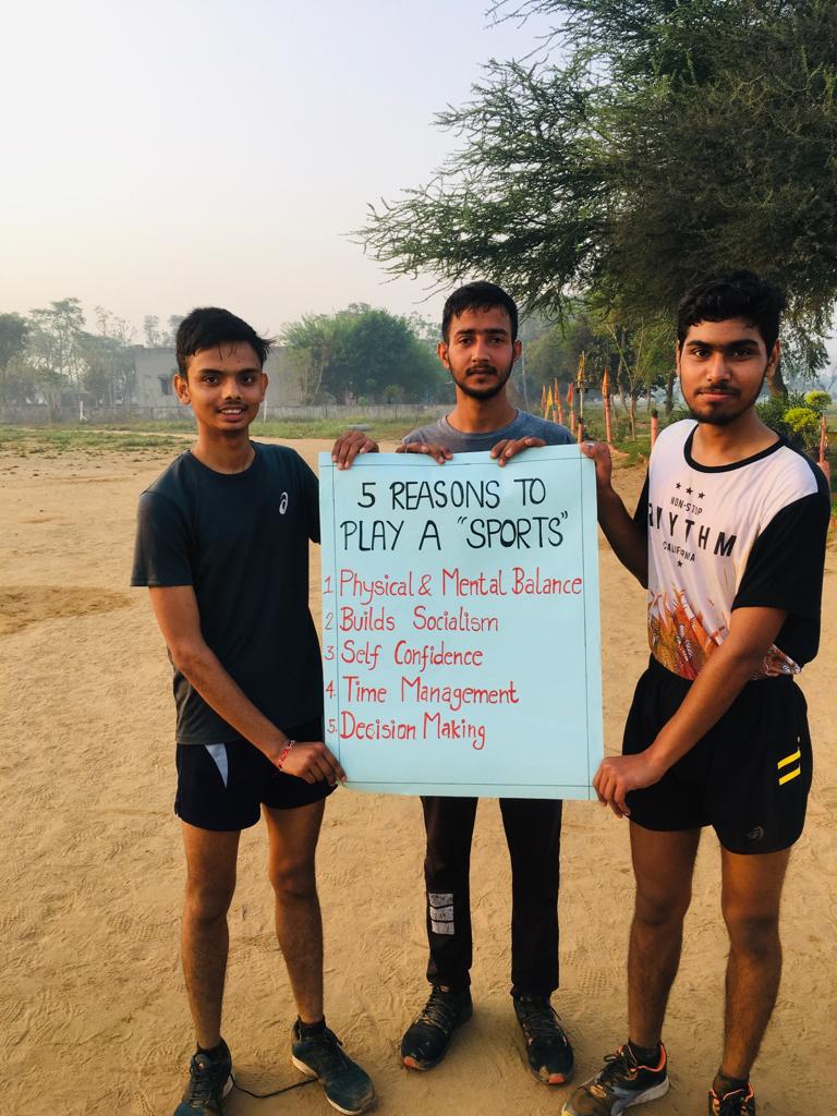 GroundUncha's tweet photo. Athletes of Uncha Majra Sports Ground, Pataudi, Gurugram, in support of Sports ground Conveying their message.
@cmohry @flickersingh @Rao_InderjitS 
@DC_Gurugram @nishantyadavIAS @ArtiSinghRao @mlkhattar @PMOIndia @narendramodi please address the grievances of athletes https://t.co/N9xbvqTFmH