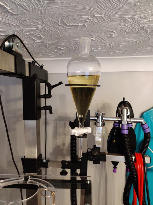 Golden champagne, ready for today's client https://t.co/8s0kPWYza6<a href="/tag/mistress"class="tags"><span>#mistress</span></a><a href="/tag/sissy"class="tags"><span>#sissy</span></a>