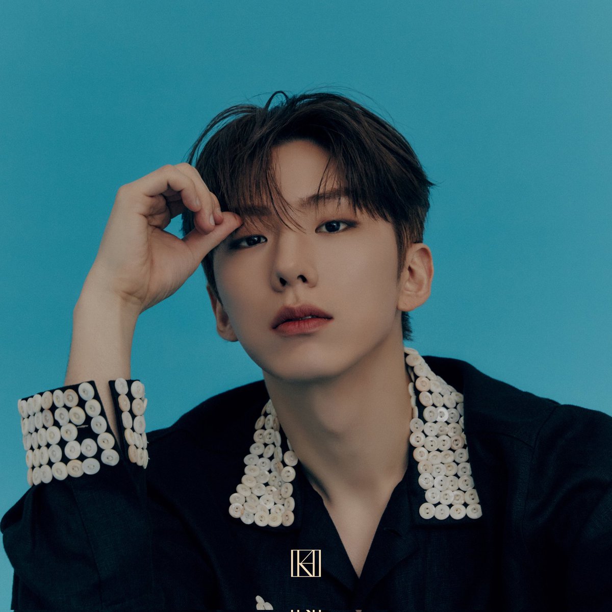Vesper_tina's tweet photo. SIII YOO KIHYUN, ESTO REQUIERE UN NUEVO GÉNERO PORQUE CUANDO CANTAS ES KI POP JAJAJA TE AMOOOO GENIO

KIHYUN SOLO DEBUT 
#GodOfKpopIsHere 
#VoyagerOutNow #VOYAGER 
@OfficialMonstaX https://t.co/QylyOQpzWu