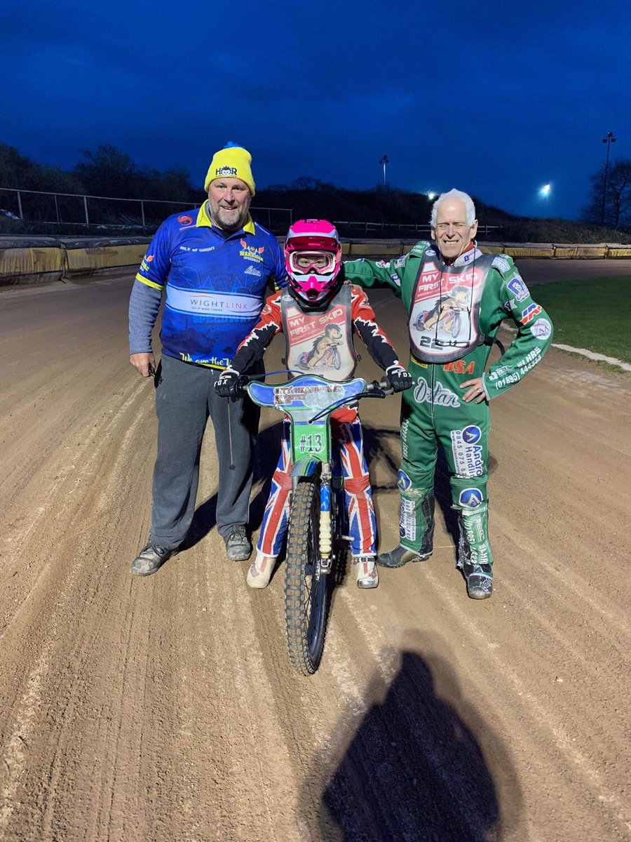 My First Skid tweet media