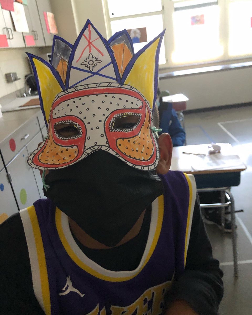 FTSD_msroche's tweet photo. Happy belated Mardi Gras from some New Orleans royalty!💜💚💛 https://t.co/2rPKCzdp1S