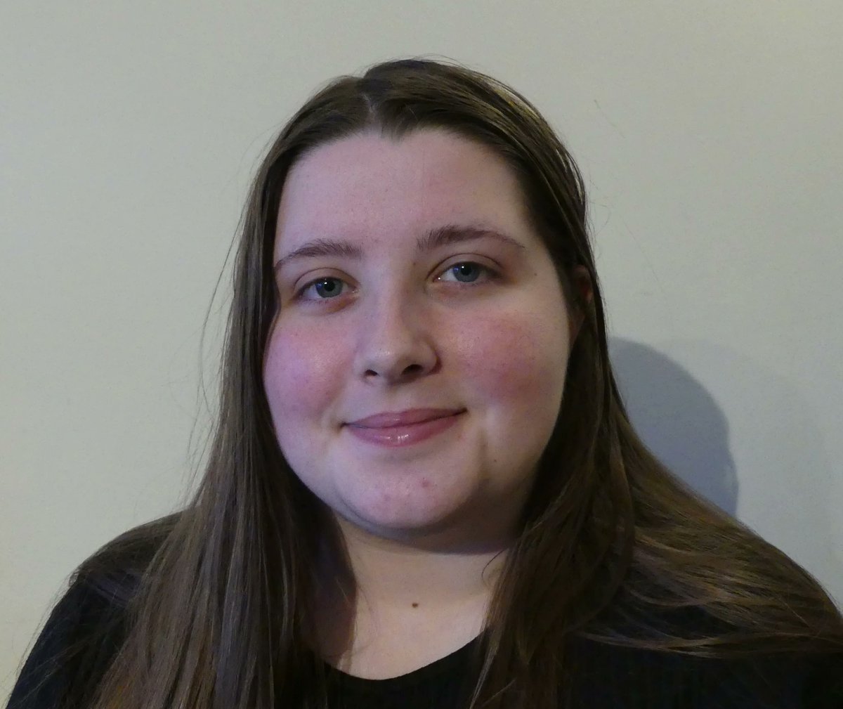 IntricaciesOf's tweet photo. Meet our Wadrobe Asisstant:

@KeiraHyde3 (she/her) is a student determined to get into the #film #industry. Always the kid in the princess dress, she's always been interested in #costumes. Eventually, she fell straight into the world of cosplay and has been in love ever since https://t.co/bN8G1B2FZj
