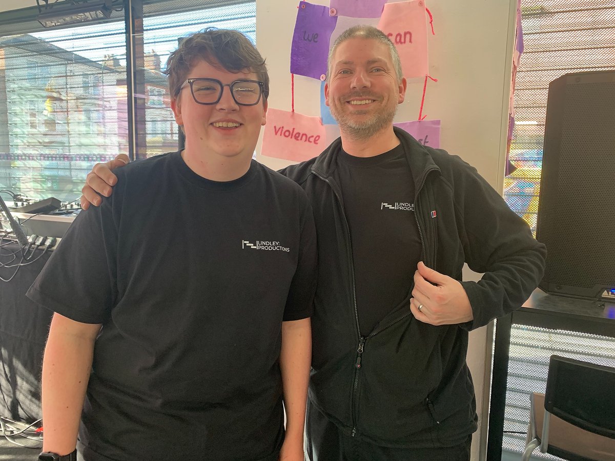 The freelance LINDLEY:PRODUCTIONS team continues to grow. 

Massive thanks and appreciation to the amazing technicians and crew that I get to work with on a variety of projects. 

#eventprofs #technicians