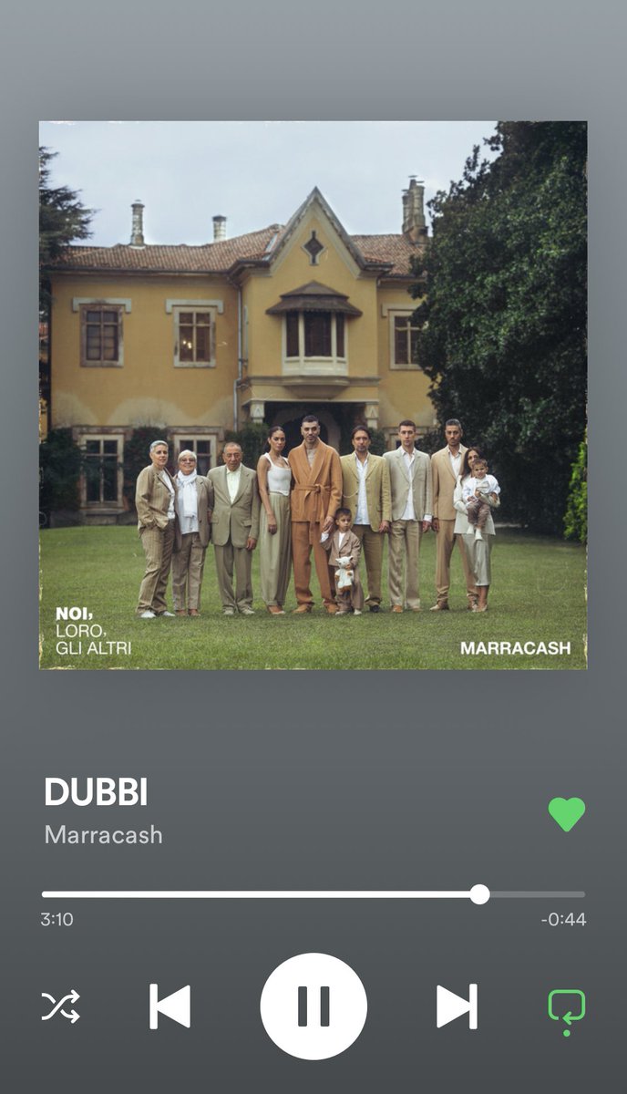andrewagnoletti's tweet photo. A mani basse ancora la più bella dell'album, quella che rimane di più in testa https://t.co/3MvX3HOv0Z