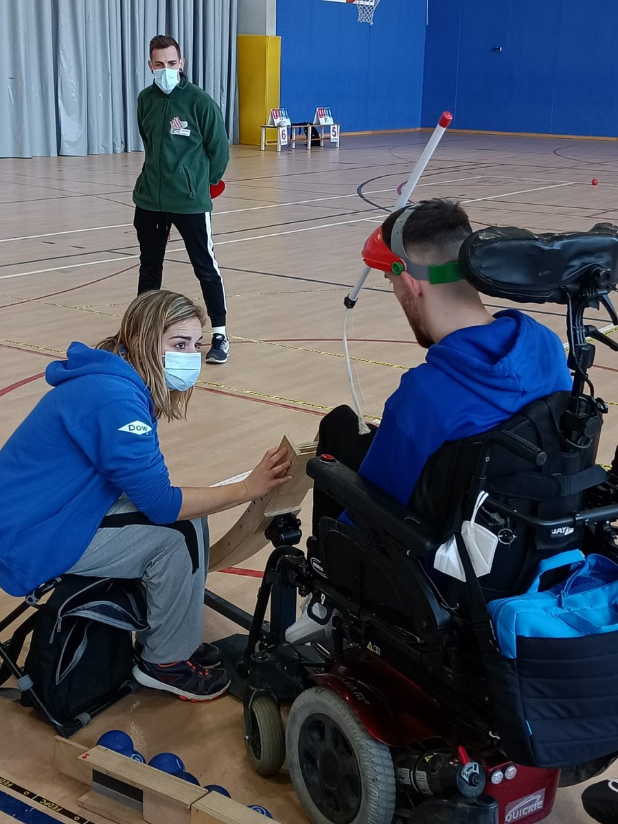 lamuntanyetatgn's tweet photo. La 4a jornada de lliga catalana de boccia va tenir lloc diumenge. Adrià, del Club Esportiu CEPACET de Tarragona, va registrar una victòria i una derrota al desempat. Encara queden tres jornades en la lliga invidual, endavant @DjAbadia! 💪

#esport #Tarragona #boccia #disCAPACITAT https://t.co/KGx8kLeI7i