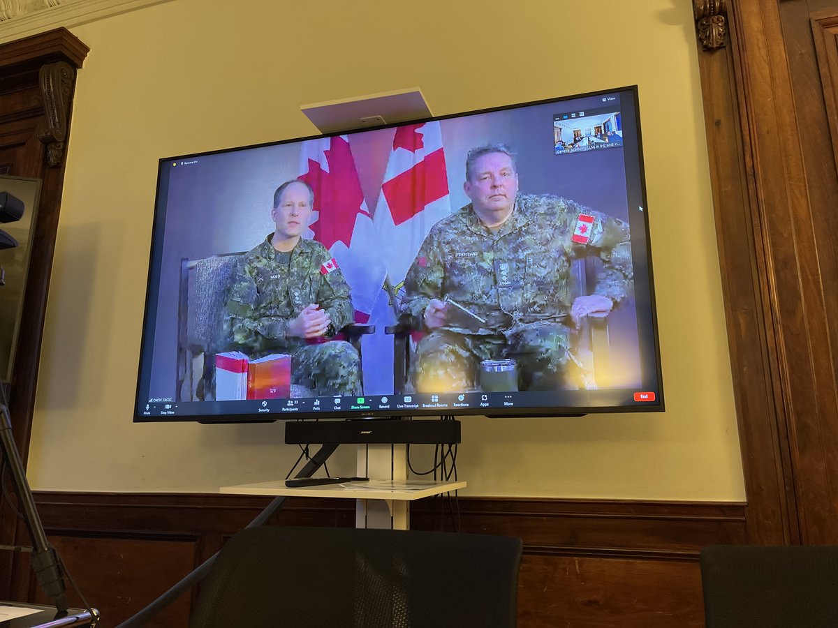 Geneva_Academy's tweet photo. Many thanks to  @Todstrickand &amp; LCol Eric Weaver for their insights &amp; the 🇨🇦 perspective on the role of #military legal advice to Commanders in #combatoperations.

This is exactly what our #MilitaryBriefings are aimed for: improving our #students’ knowledge of #military actors! https://t.co/wQqRrnX9Ay