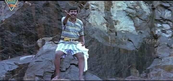 nafeeltwitz's tweet photo. ~என்னடா பேந்த பேந்தேனு முழிக்குற ஹிஜாப் வழக்க நடத்த காச கொடுடா 😂…
.
.
#somegroups https://t.co/5tSODRb1wR