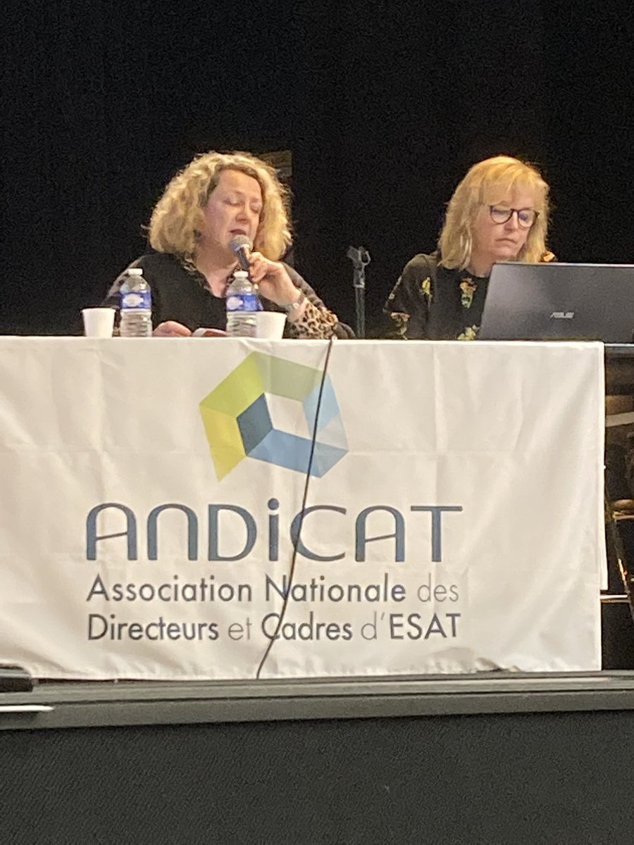 andicat_asso's tweet photo. Expérimentation de l’Afest. Ingrid Sion coordinatrice centre de formation , Hervé Fiquet, Moniteur d’atelier #ESAT et Thomas Minebois opérateur machine https://t.co/pC0HYhA8fJ