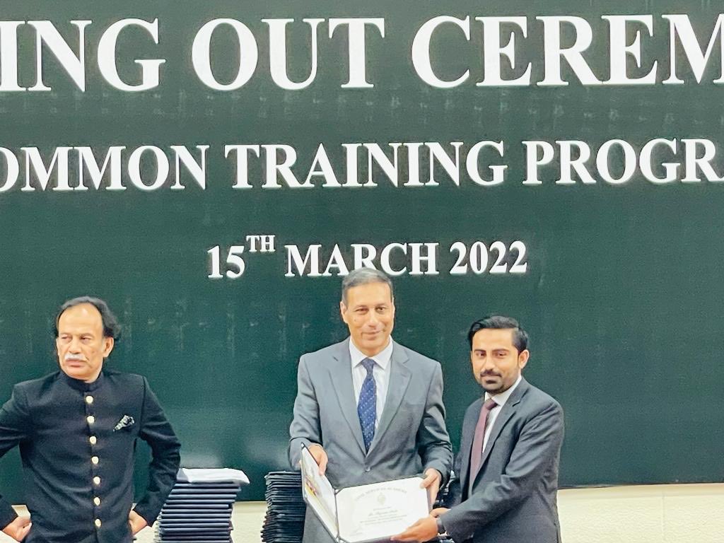 irizmemon's tweet photo. 49th CTP Passing Out Ceremony @ Civil Service Academy
#CSA_Diary #49th_CTP https://t.co/h5lCe1cjRW