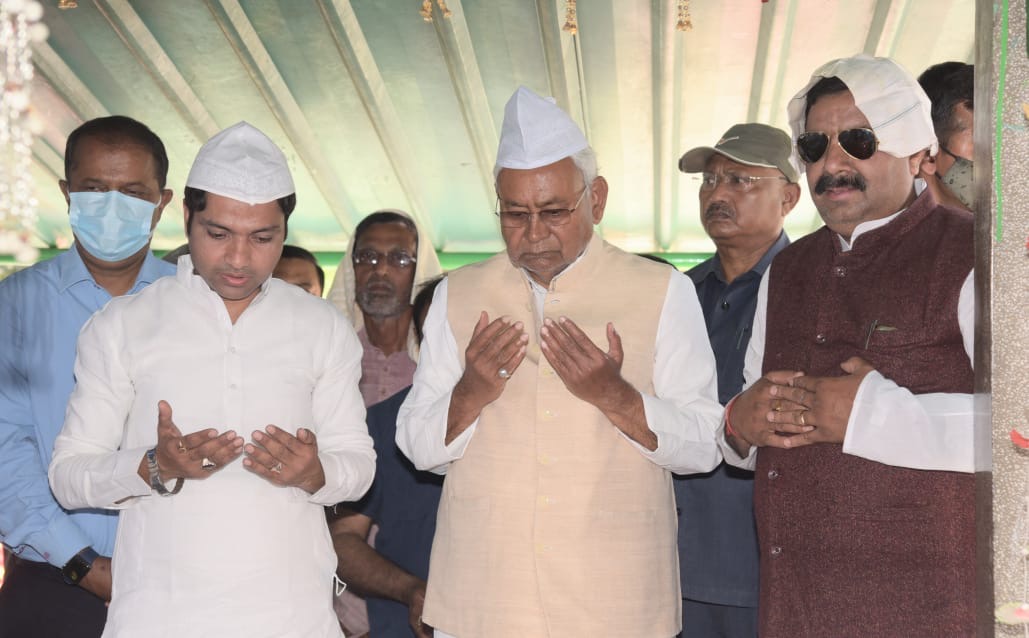 Nitish Kumar tweet media