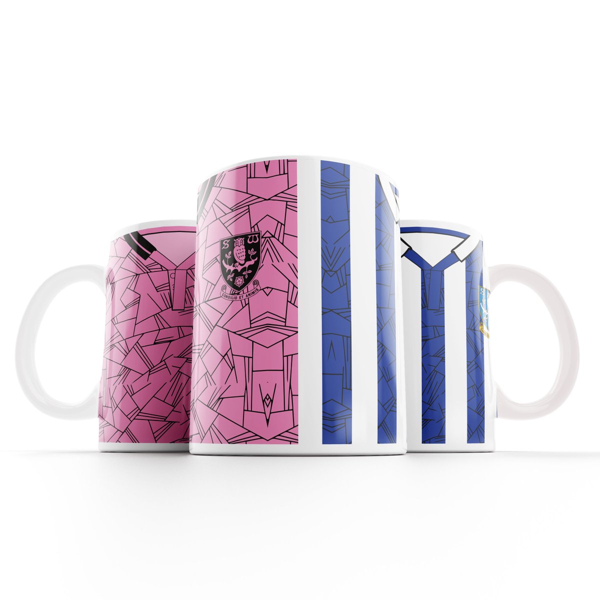theterracestore's tweet image. Owls! 🦉 Love the year, but not sure which kit you fancy? Have both!

We have two @SWFC half and half mugs now available at terracelife.co/SWFC while stock last!

Retweet for a chance to win a random pick! #swfc