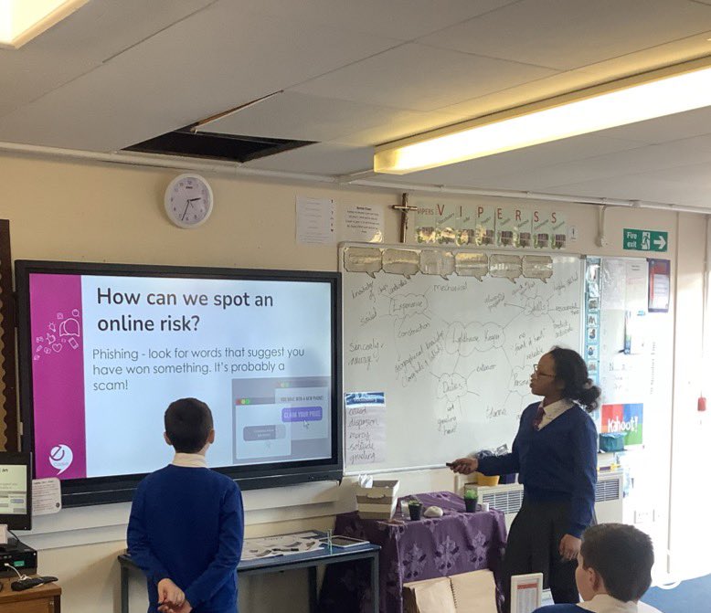 SJBsolihull's tweet photo. Our excellent Year 6 @eCadets sharing how to spot ‘Online Risks’. 💻 #eCadets https://t.co/WlOkBiaf0c
