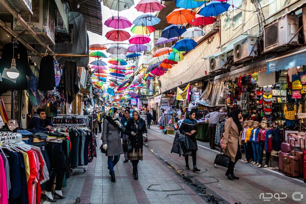 LivinginTehran's tweet photo. While we're doing tours of streets in #Tehran, everyone knows the historical Belin Alley down the side of the German Embassy in central Tehran. 🇩🇪🇮🇷

It's a popular haunt for shoppers in the run up to #Nowruz! https://t.co/3ZEAomwf9K