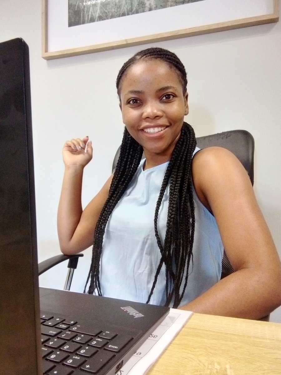 yangichaza's tweet photo. Your Trainee Accountant 👩🏾‍💼👩🏽‍💻 https://t.co/QXWp2M6dEn