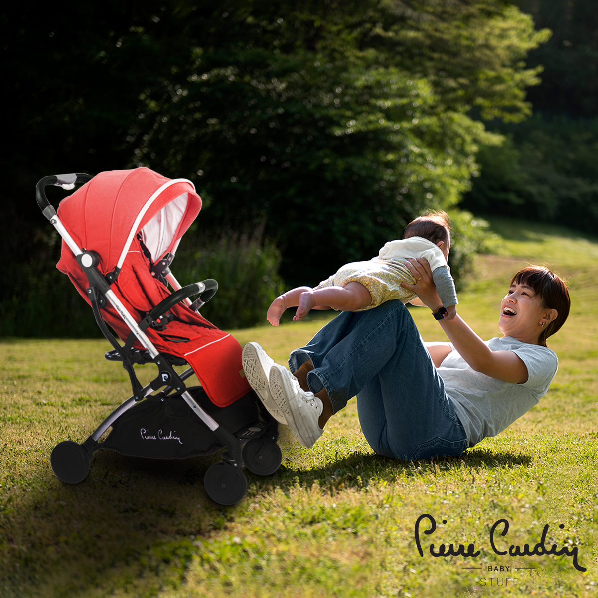 Pierre Cardin Capsule ile hafta sonlarınız çok rahat geçecek. Otomatik kilitlenme özelliği ile Capsule kontrol etmek için ekstra çaba göstermenize gerek kalmaz.

#pierrecardinbebek #bebekarabası #capsule #rahatlık #konfor #otomatikkilitlenme #konfor #haftasonu #aile #gezi