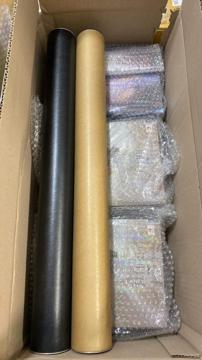 MooBoodolPH's tweet photo. #MooBoo_UD
This box contains WHEE album from Wonderwall Event B (with photo strip and i.d POB), it was delivered on my korean address last March 5, 2022.
Ito po yung WHEE Group order under Batch 11.(kindly check the masterlist) https://t.co/Rrxuv8EXgt