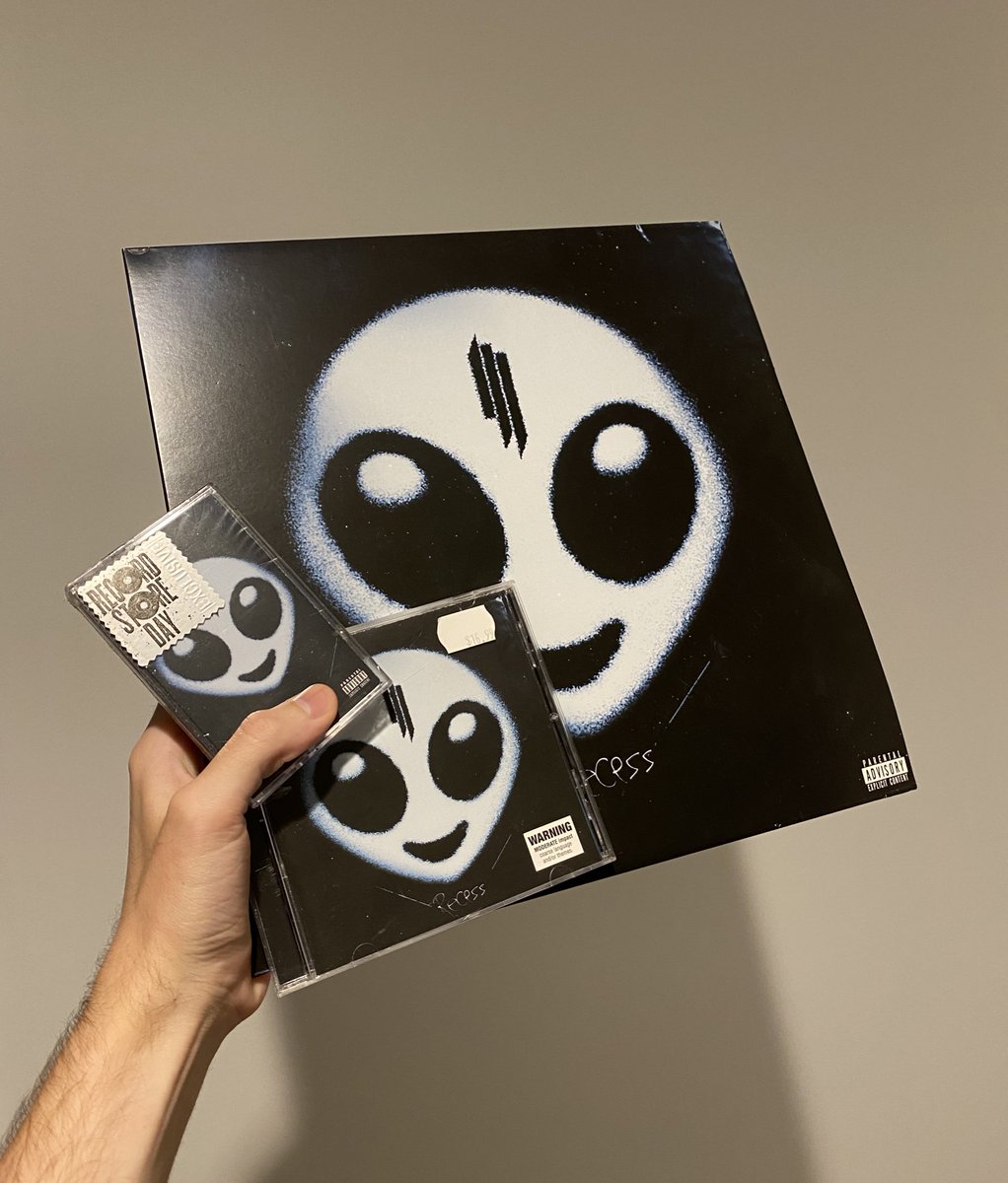 aidanmusicnz's tweet photo. 8 years ago, the game was changed. @Skrillex 👽🖤 https://t.co/CQfQhObyYK