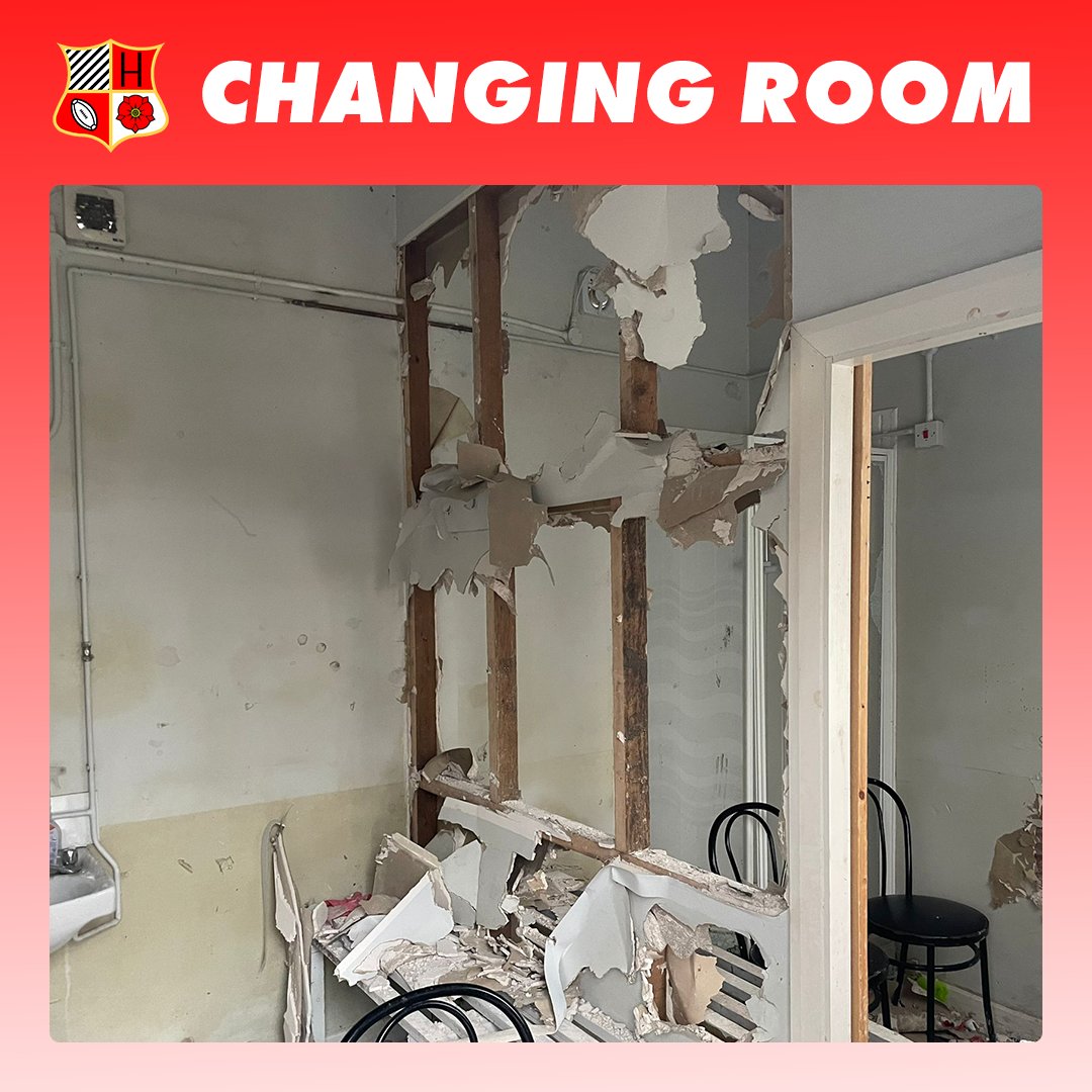 LangworthyReds's tweet photo. So over lockdown we have been hit very hard with people vandalising the club during the night. We thought this may have been a one-off attack but last night more vandalising has happened

If anyone would like to help we have set up a GoFundMe. - https://t.co/oWTYmNLSM1 https://t.co/fhEV5BSYr5