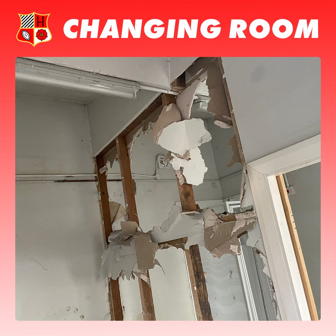 LangworthyReds's tweet photo. So over lockdown we have been hit very hard with people vandalising the club during the night. We thought this may have been a one-off attack but last night more vandalising has happened

If anyone would like to help we have set up a GoFundMe. - https://t.co/oWTYmNLSM1 https://t.co/fhEV5BSYr5