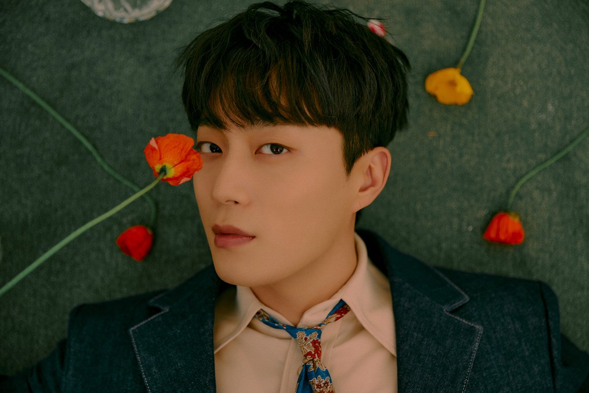 Highlight_AUent's tweet photo. HIGHLIGHT THE 1st FULL ALBUM [DAYDREAM] CONCEPT PHOTO 6. AFTER THE DREAM Ver.
2022. 03. 21. 18:00

✔ https://t.co/kGAC99zF8M

#하이라이트 #HIGHLIGHT #윤두준 #YOONDUJUN #양요섭 #YANGYOSEOP #이기광 #LEEGIKWANG #손동운 #SONDONGWOON #데이드림 #DAYDREAM https://t.co/OAa6J8LnUr