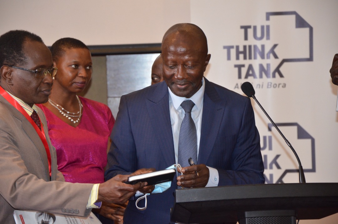 okwii_herbert's tweet photo. Hon. Fredrick Ngobi,minister of trade, industry and cooperatives, launches the Cooperative Resilience Measurement Index & Research Report at Sheraton Kampala today.
#CoopResilience #CoopIdentity #CoopDevt https://t.co/Olc5c263PG