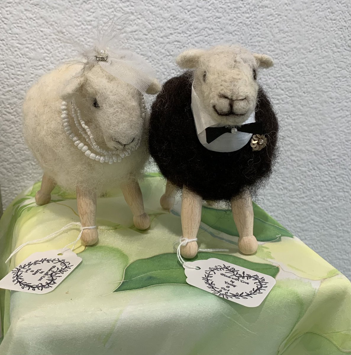 wigtongallery's tweet photo. Happy Herdies getting together. #artwork #handmade #fun #LakeDistrict #herdie @thecumbriaguide #Solway  @ActiveCumbria @Escottjewellery https://t.co/BY1SDkowTa