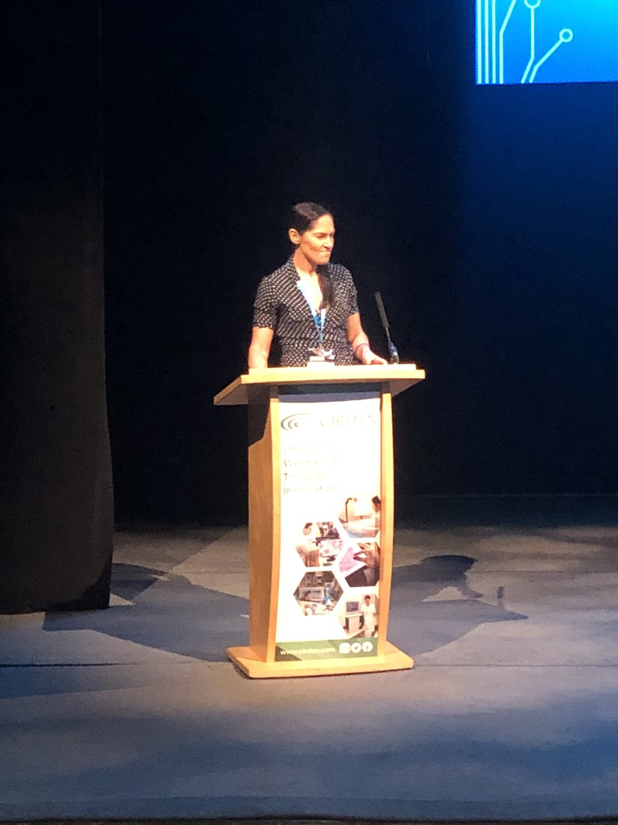 shaunaMcAuley6's tweet photo. Maria Cunningham, Senior Biomedical Scientist in Cytology #BelfastTrustLabs sharing her case study of a Bronchial specimen at #IBMSCongress2022. Classifying lung malignancies to support best patient treatment and outcomes. https://t.co/SGJ4tbA7sI