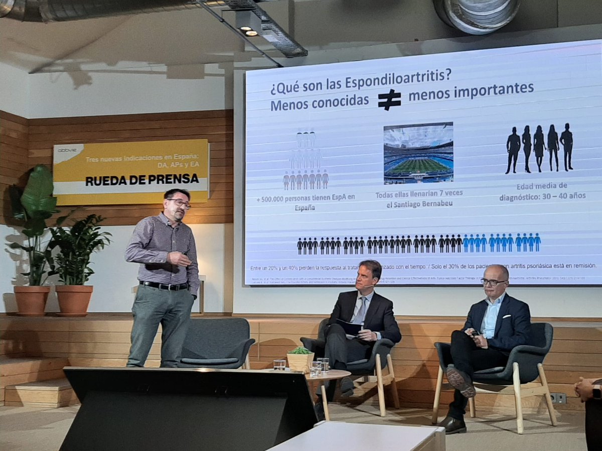 AbbVie_ES's tweet photo. @pirene_65 ¿Conoces las #Espondiloartritis? @PePlazuelo, presidente de @CEADE_ nos cuenta con datos de #EncuEspA el impacto de estas patologías: 

"Casi el 70% de las personas se han resignado a vivir con dolor. Es el síntoma más característico. Un dolor constante que limita su vida" https://t.co/u0HCSR613O
