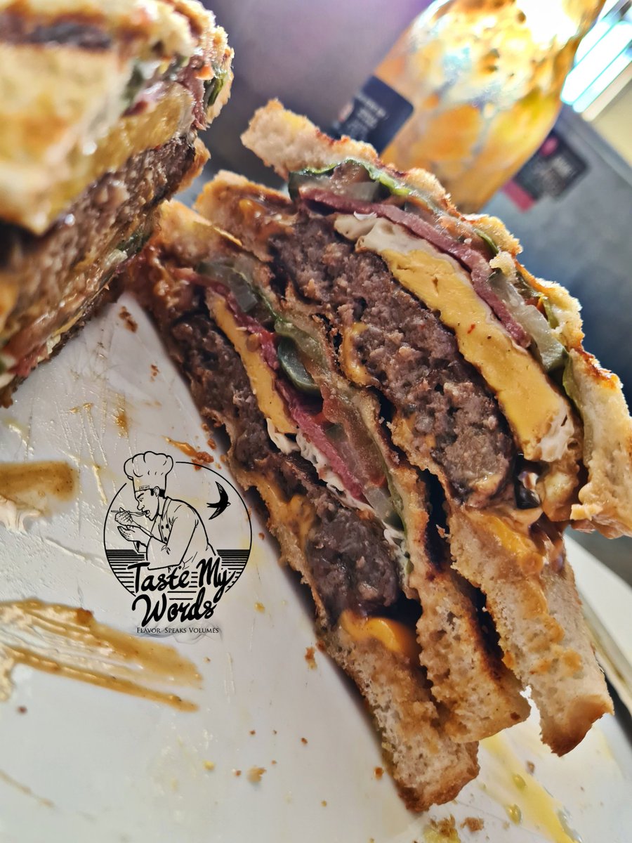 TasteMYWords1's tweet photo. What's for lunch??? A re go tsware ka Kota nyana?? 🤔😁

Based in Pretoria East, La Montagne

Delivery fee:
R40 (Mamelodi, Eersterust, Equestria, Silverton) 
R70(Hatfield, Arcadia, Sunnyside, Central)
R100(Pretoria North, West, Centurion)

WhatsApp:073 034 8695

#DJSBU https://t.co/fb6R1B4I4u