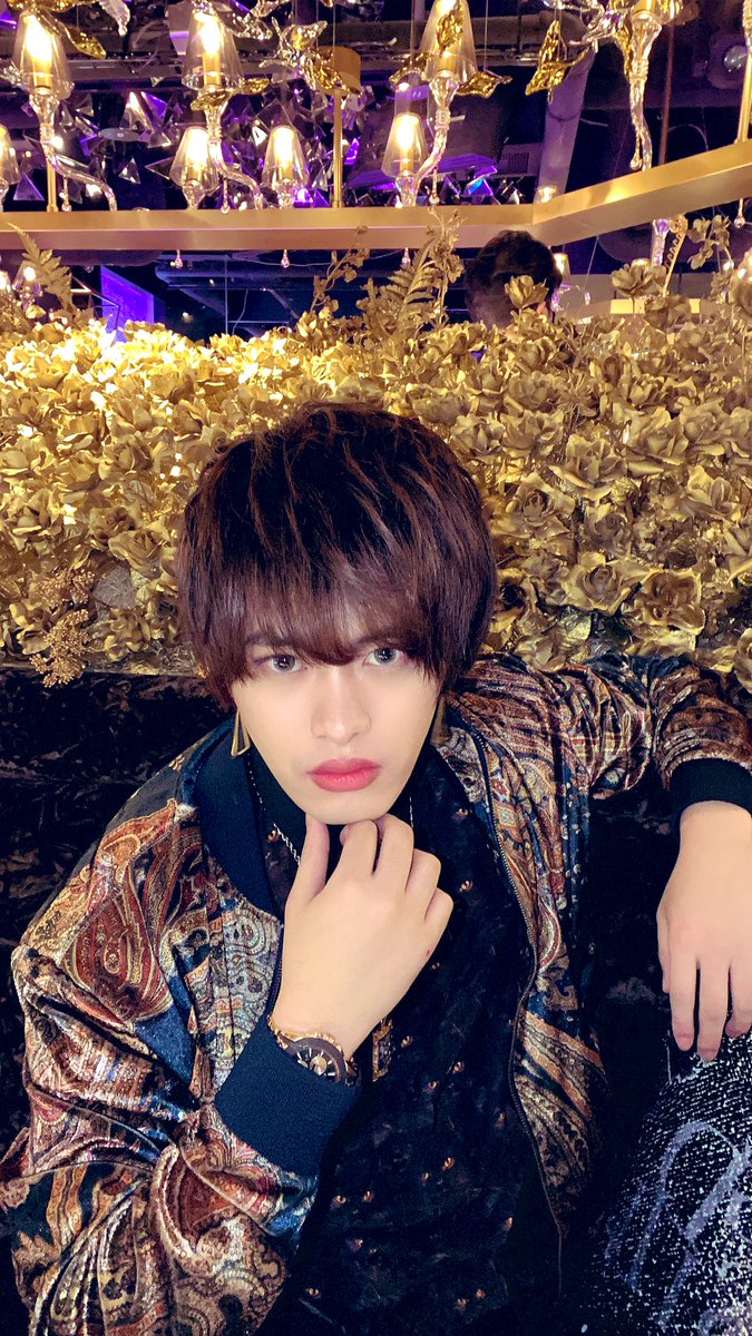 QUALIABLUE0000's tweet photo. 神よひれ伏せ。
俺に勝てるのは俺だけだ。

#美男美女と繋がりたい
#美男美女さんと繋がりたい
#いいねした人全員フォローする
#自撮り界隈 #ホスト
#雰囲気嫌いじゃないよって人いいね  
#自撮り界隈さんと繋がりたい 
#1mmでもいいと思ったらいいね https://t.co/XnALgHsS98