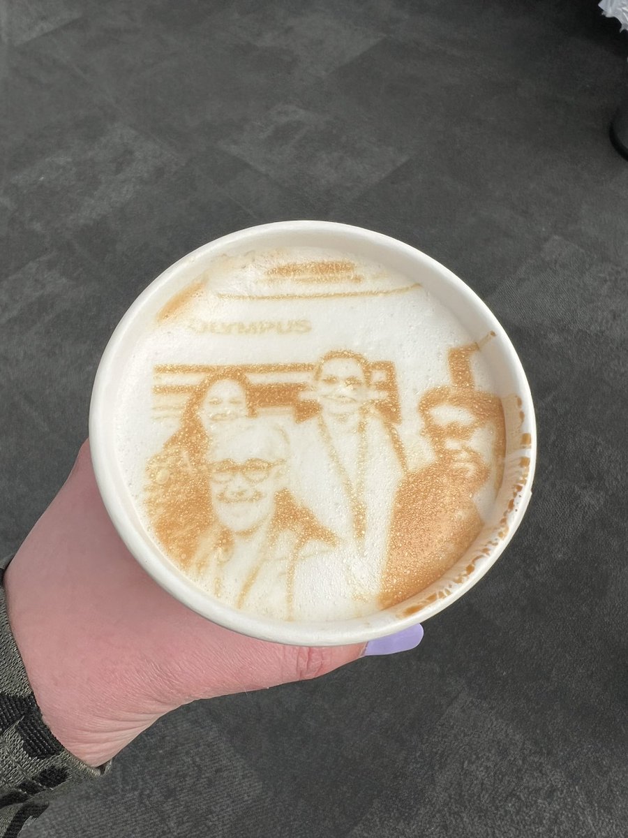 SuzKhamis's tweet image. Selfie on a coffee! Thank you @OlympusMedEMEA @coralierogers #dmarmy
