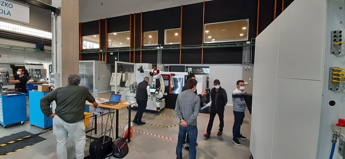 intermaher's tweet photo. 🔥🔥¡Ya estamos aquí en @TolosaldeaLH !🎇🎇
🙀Pásate y conoce lo último en #maquinaria #mazak #controlNumerico #cnc #smooth #tornos #centros #mecanizado #automatizacion
ℹ️https://t.co/k8PqxHTrUs https://t.co/rg4mdZq50H