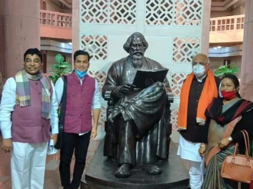 parliament_lib's tweet image. @parliament_lib  extends Best Wishes to the Chairperson of the Library Committee of Parliament, Sh. @MPnama member of Lok Sabha, on his Birthday. 
@loksabhaspeaker
@LokSabhaSectt
 #LibraryCommittee #NamaNageswaraRao #MemberOfParliament #LokSabha #parliamentlibrarycommittee