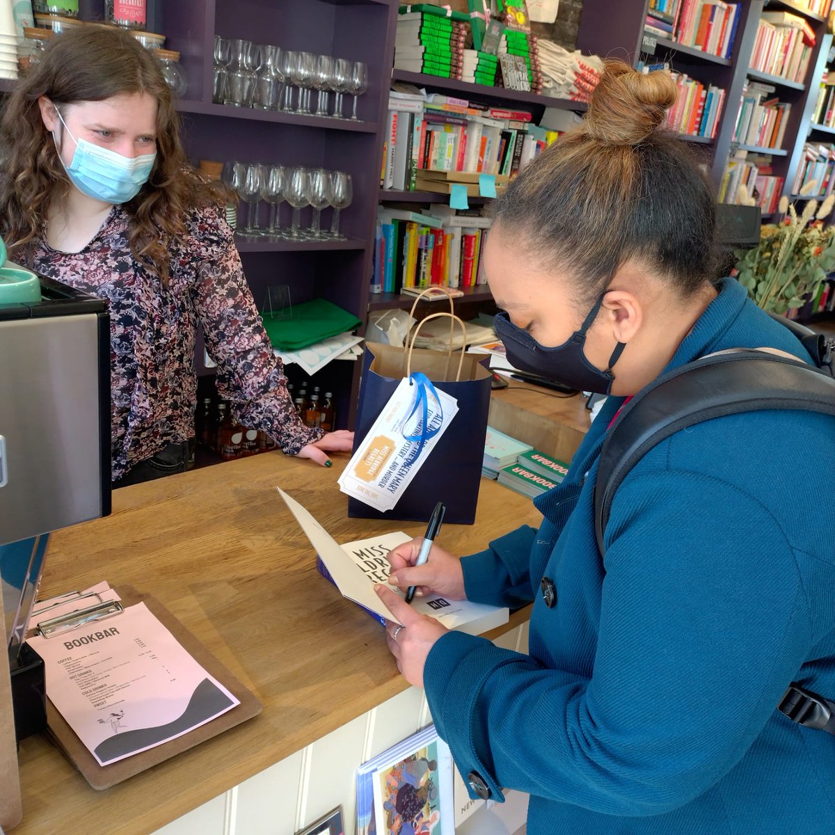 HQstories's tweet photo. Hello, @BookBarUK! Thanks for having us!
@LouRHare #MissAldridgeRegrets #ProofTour https://t.co/BTcYOGSItZ