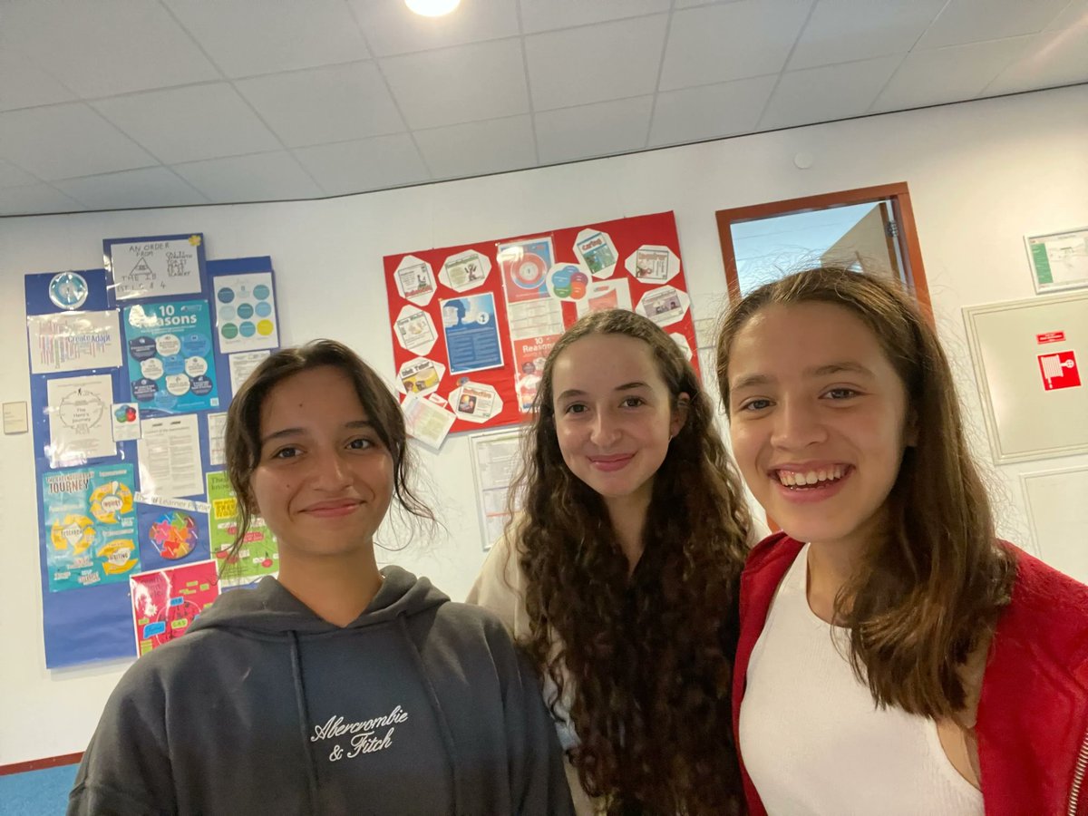 iborganization's tweet photo. Do you know an MYP student who is leading a remarkable initiative in their community? If so, we encourage them to apply for the Dr Siva Kumari MYP Student Innovators' Grant! Find out more, including how to apply, here: https://t.co/tynqLc0CEZ https://t.co/2Mm0dnDLN6