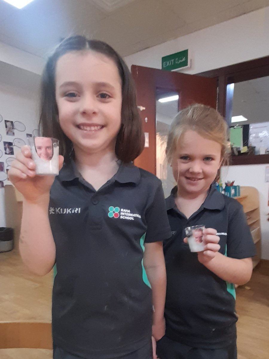 RISabudhabiGC's tweet photo. Today our mini scientists have been busy preparing the correct environment for Chia seeds to grow! π± We can't wait to see what crazy hair styles come from today's experiments! π€©π
#RahaScience #BeyondRaha #RahaEY https://t.co/0goI2JWMmS