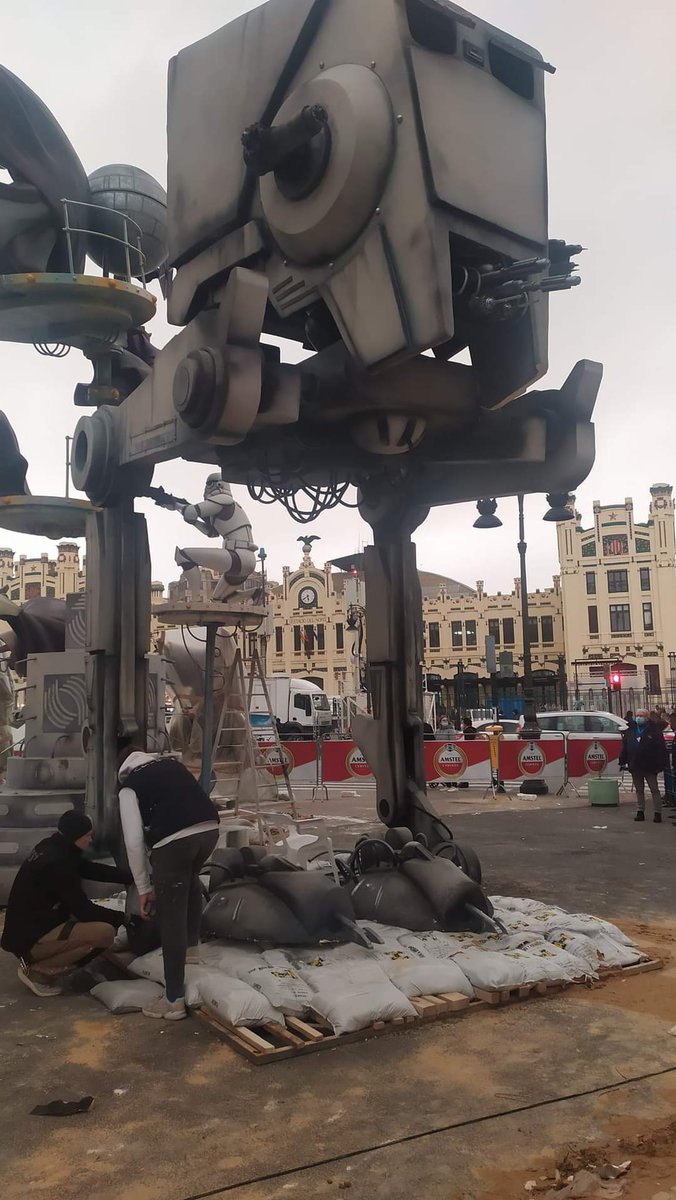 StarWarsEs's tweet image. Mejores fotos de la falla de Star Wars.
Falla: Ribera Convento Santa Clara, Valencia.