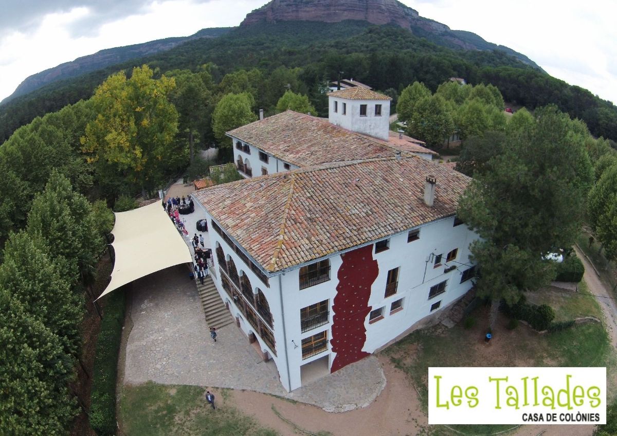 Ecrowdinvest's tweet photo. Nueva oportunidad de invertir en #energíasrenovables 🌞 en @ecrowdinvest
Instalaciones de #autoconsumo #fotovoltaico para 2 casas de colonias del #GrupEduca: #LesTallades, en #VilanovadeSau y #LaFiguera", en #CastellnoudeBages (Barcelona).
https://t.co/flPrQm44AN https://t.co/YngGmCzhUF