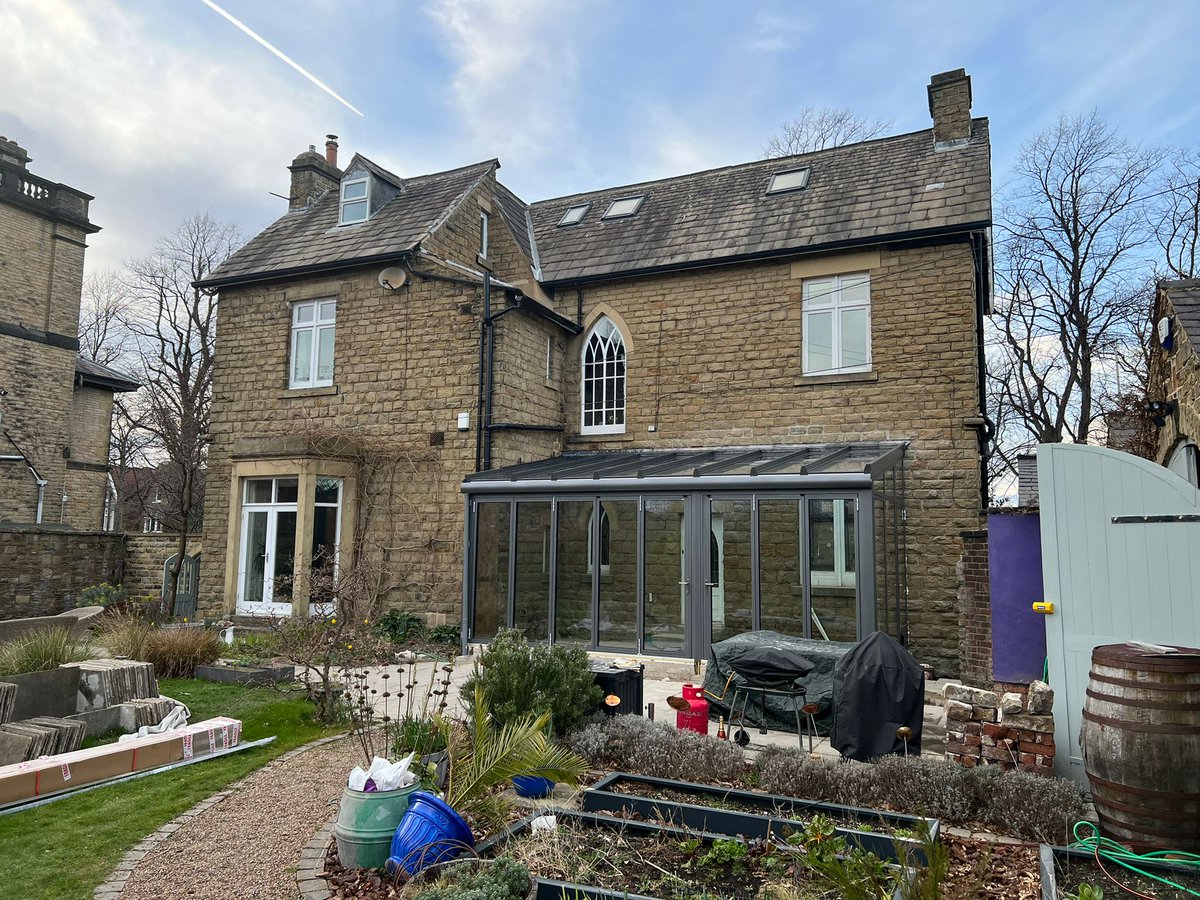 glassinmotion's tweet photo. Fantastic #Solarlux aluminium #glassextension. The lads were out in all weather, thanks for the hard work! Fully insulated, #tripleglazed, underfloor heating, #bifolddoors right across the front to open up in the summer... this is designed for use all year round🌞❄️ https://t.co/AW5k5Bo7jS