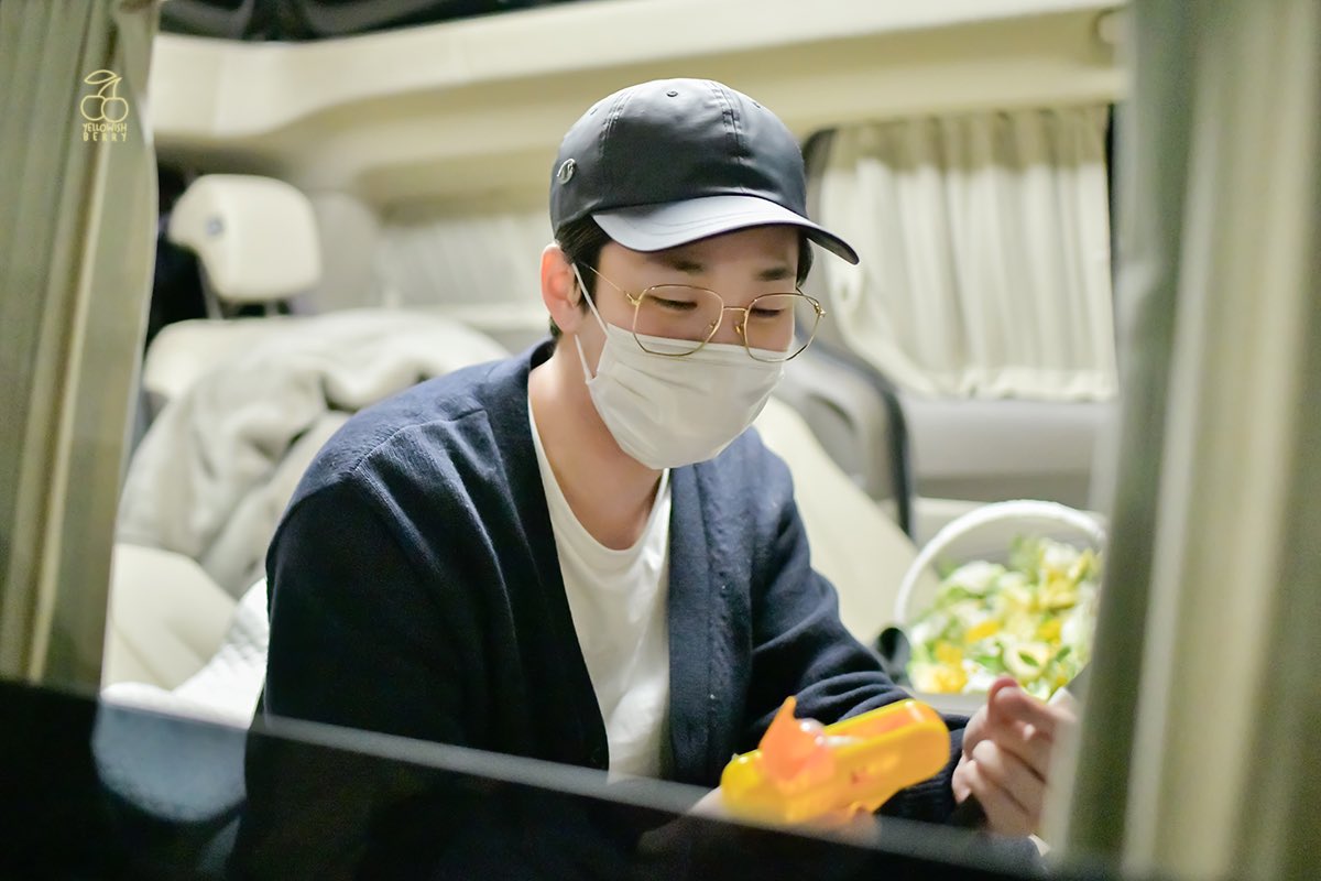 yellowish_berry's tweet photo. 220315
캔디건이랑 잘어울려🍭
#딘딘 #dindin https://t.co/std42YWadD