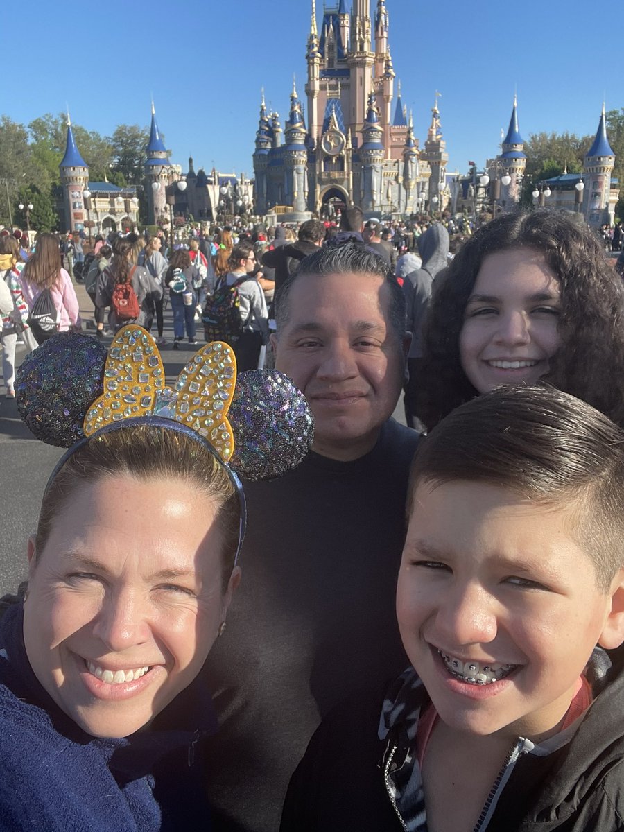 Emily Puente tweet media