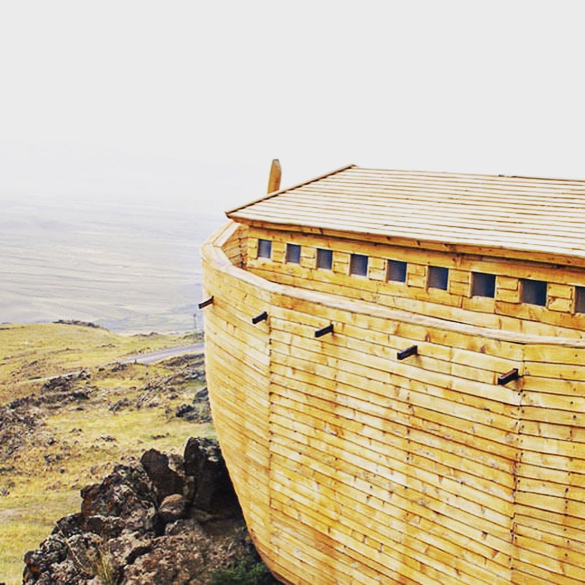 FiddlerBeckyB's tweet photo. Jeff just pointed out if Sasquatch is real, they were on Noah’s Ark.
.
Dude. 🧠 💥
.
Hadn’t thought about that before. Had you?
.
#AllKindsOfKinds #NoahsArk
.
#WeBelieve #Sasquatch #IsReal https://t.co/wdwLq8rnyV