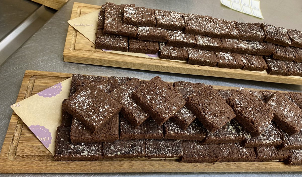 Wow !!  Jemma’s Chocolate Shortbread…..oh My … Yummy🍩🍪🍫😁<a href="/mellorscatering/">Mellors Catering Services</a> <a href="/sashawalters50/">Sasha Walters</a> <a href="/DBNutrition_/">Danielle Watkins BSc (Hons) RPHNtr</a> <a href="/jem/">Jem</a>