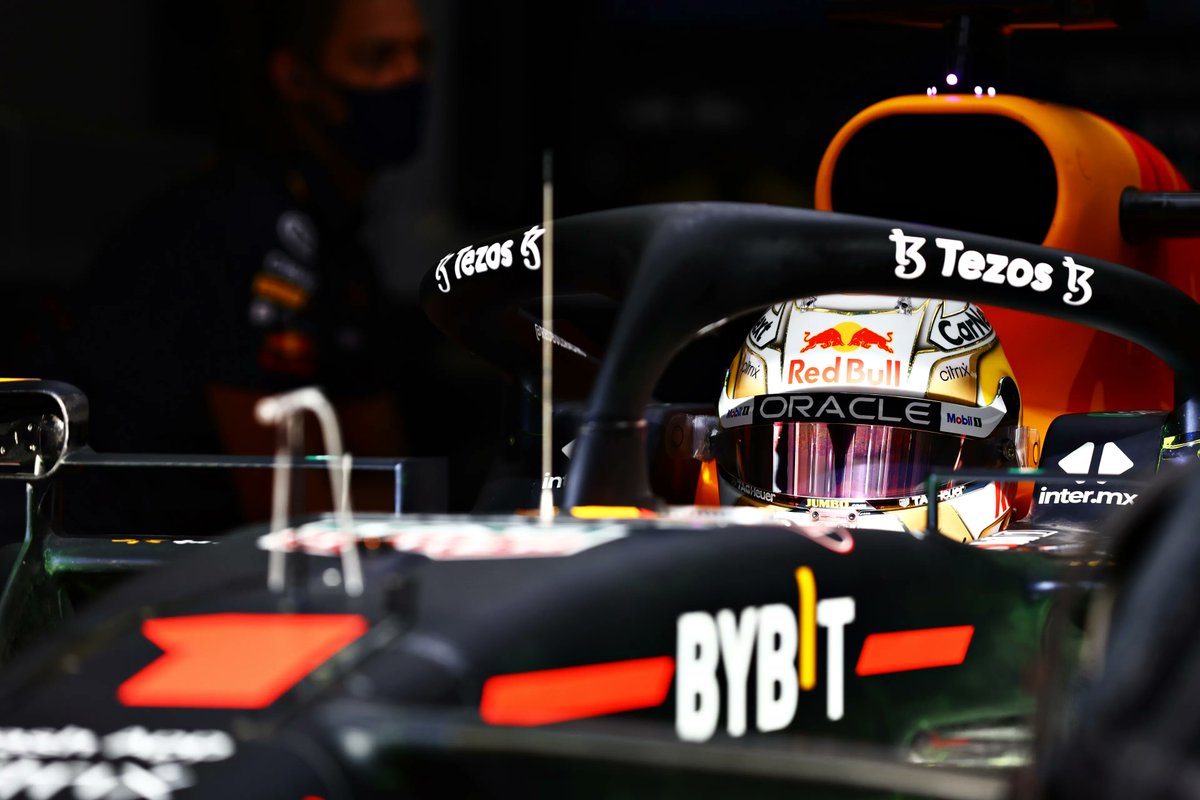 RBRFansMT's tweet photo. Oracle Red Bull Racing Pre-season testing before for this weekend’s season-opening Bahrain Grand Prix.

Total Laps – 319
Fastest Lap – 1m 31.720s (Verstappen)

Photo by: Getty Images / Red Bull Content Pool
#F1 #RedBull #race #racing #f #car #motorsport #cars #racecar #speed https://t.co/bisCEUF4Hn